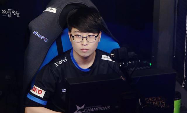 率的9号 率的9号